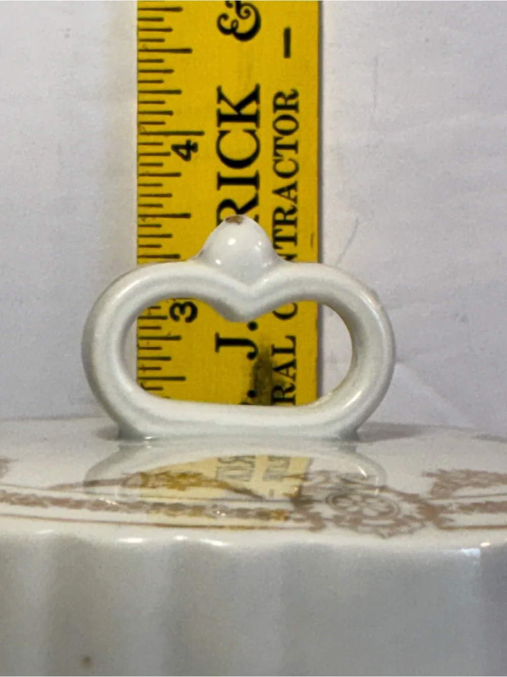 Vintage Unmarked Porcelain Covered Butter Dish / Cheese Keeper